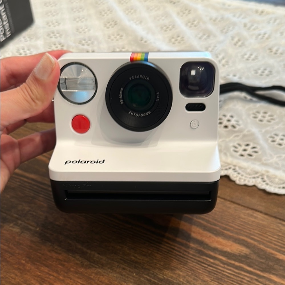 Polaroid Instant Camera - 2nd generation- White and Black